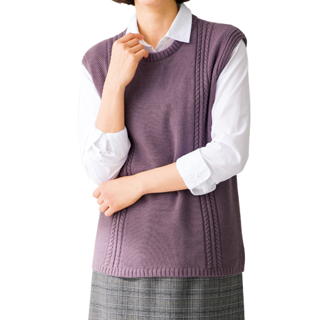 ケーブル柄ベスト